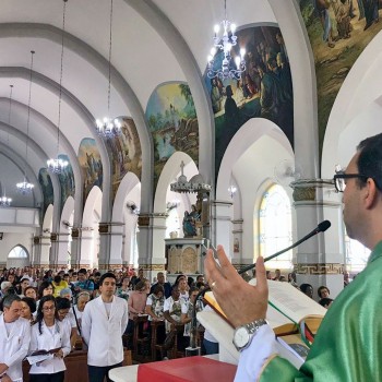 Messe del 16 - Febbraio - Chiesa di Sant’Anna - Itaúna/MG