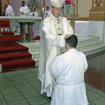  Ordenção Sacerdotal do Padre Emanuel por Amarelinho e devotos